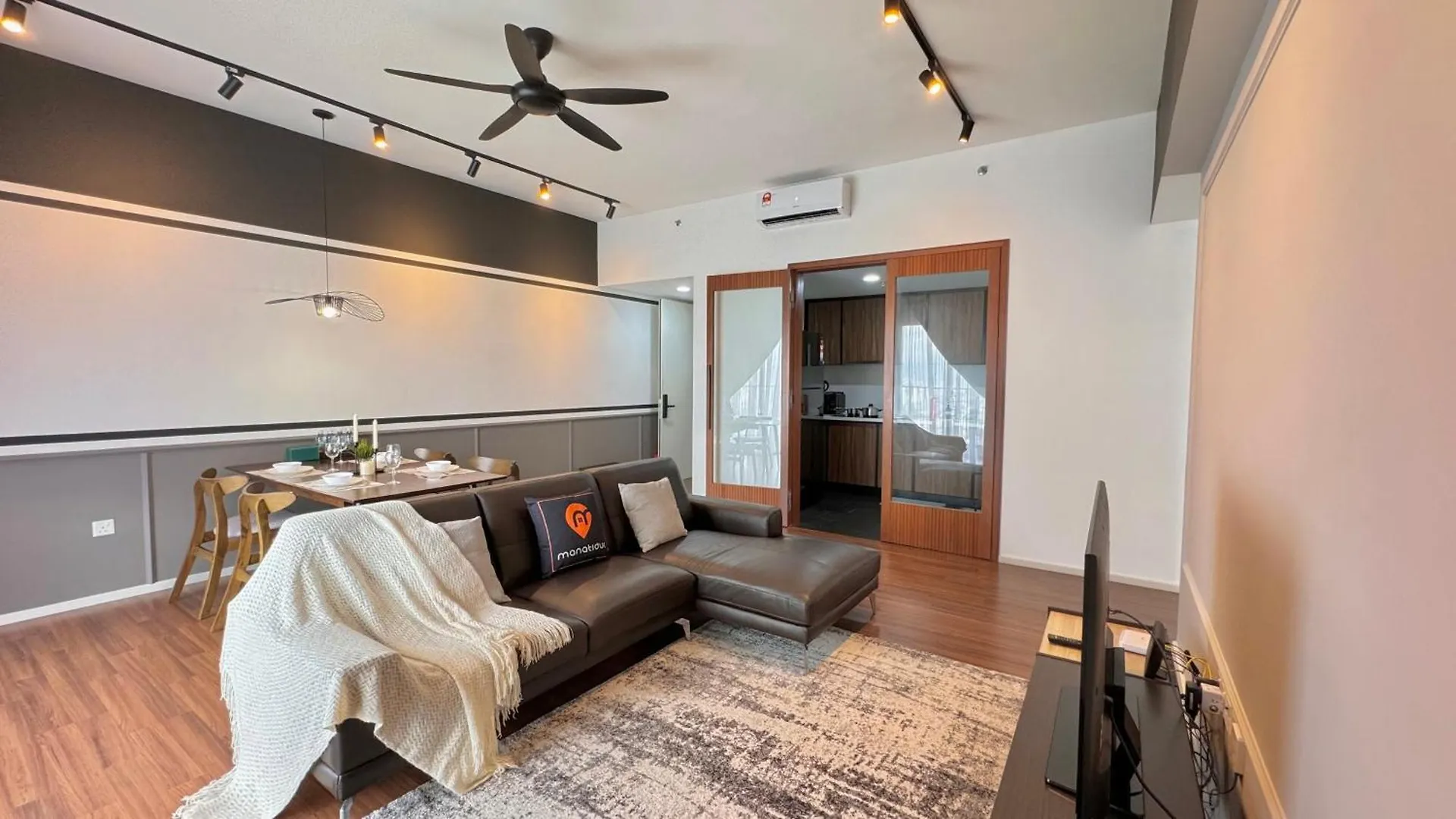 Una Serviced Apartment By Manatidur Kuala Lumpur