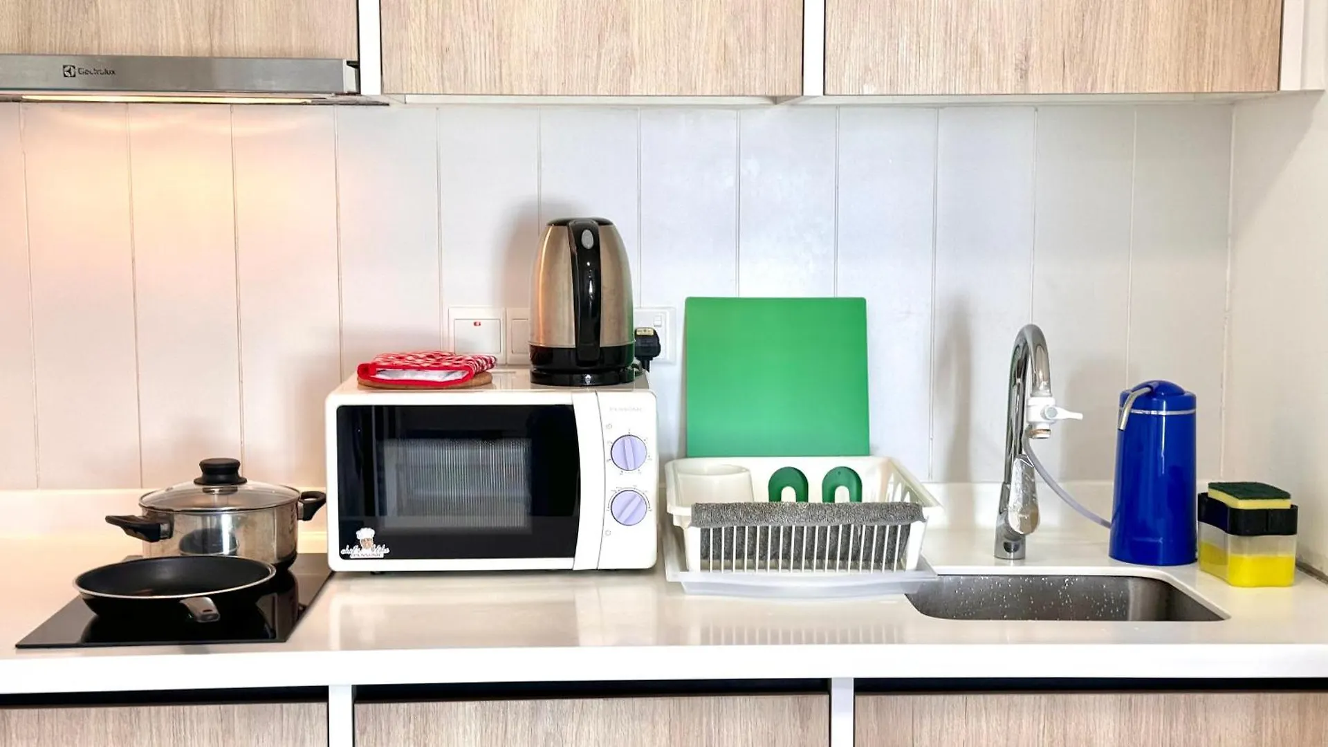 Una Serviced Apartment By Manatidur Kuala Lumpur