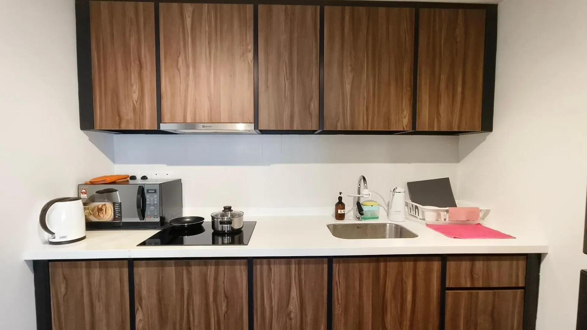 Una Serviced Apartment By Manatidur Kuala Lumpur Malaysia