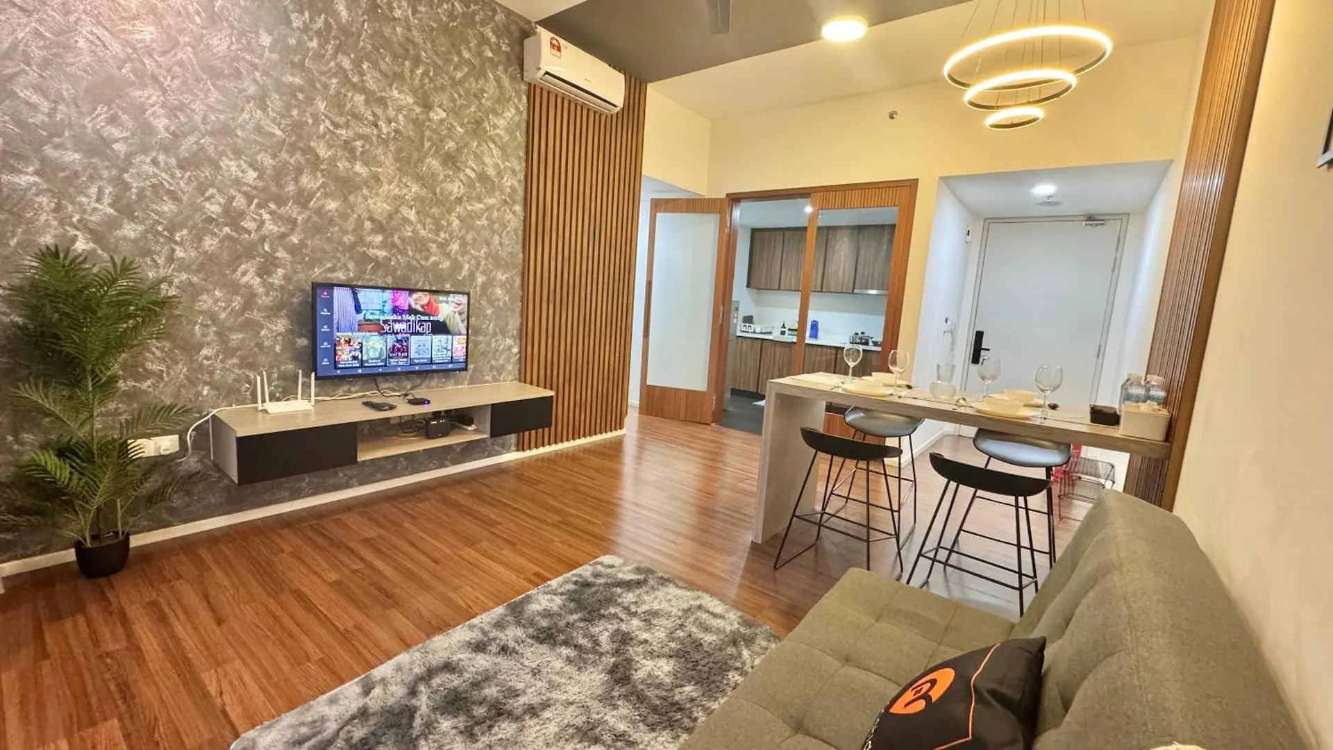 Una Serviced Apartment By Manatidur Kuala Lumpur 0*,