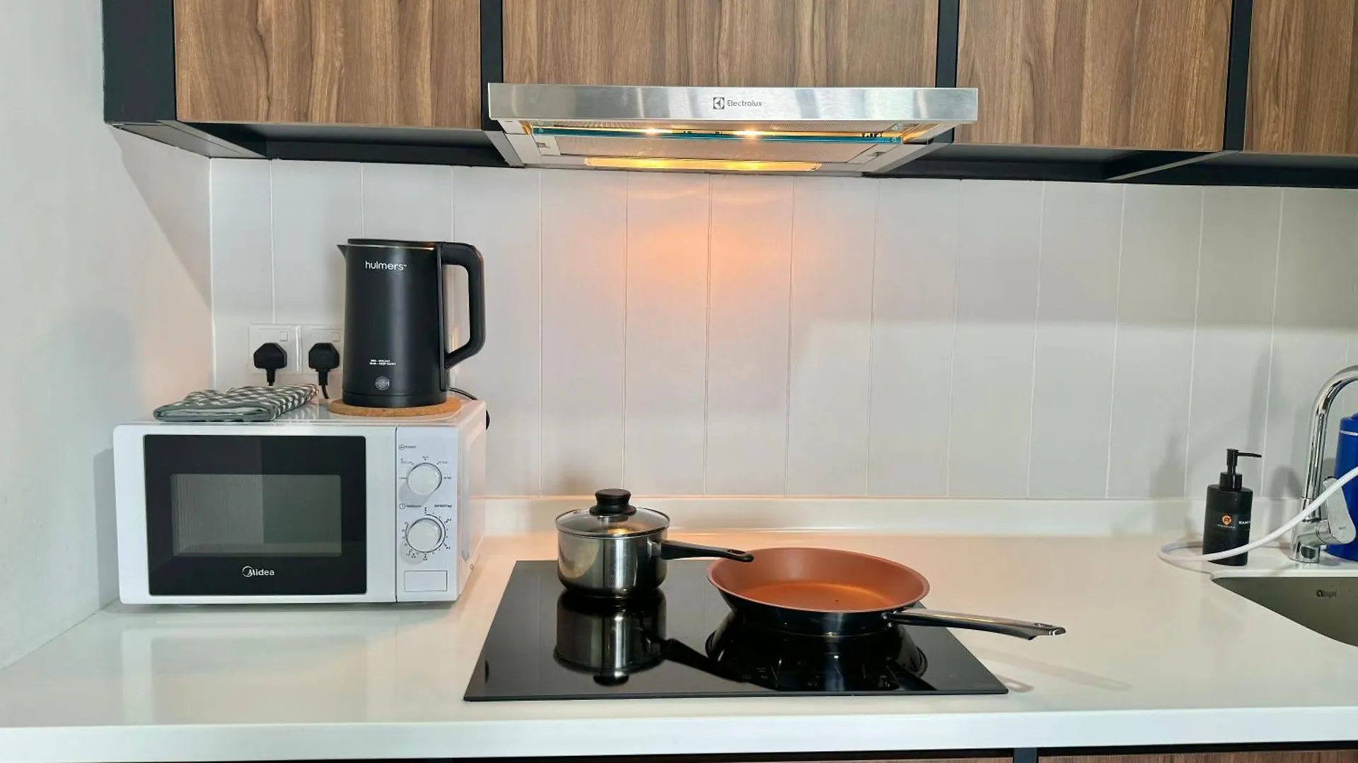 Una Serviced Apartment By Manatidur Kuala Lumpur Malaysia