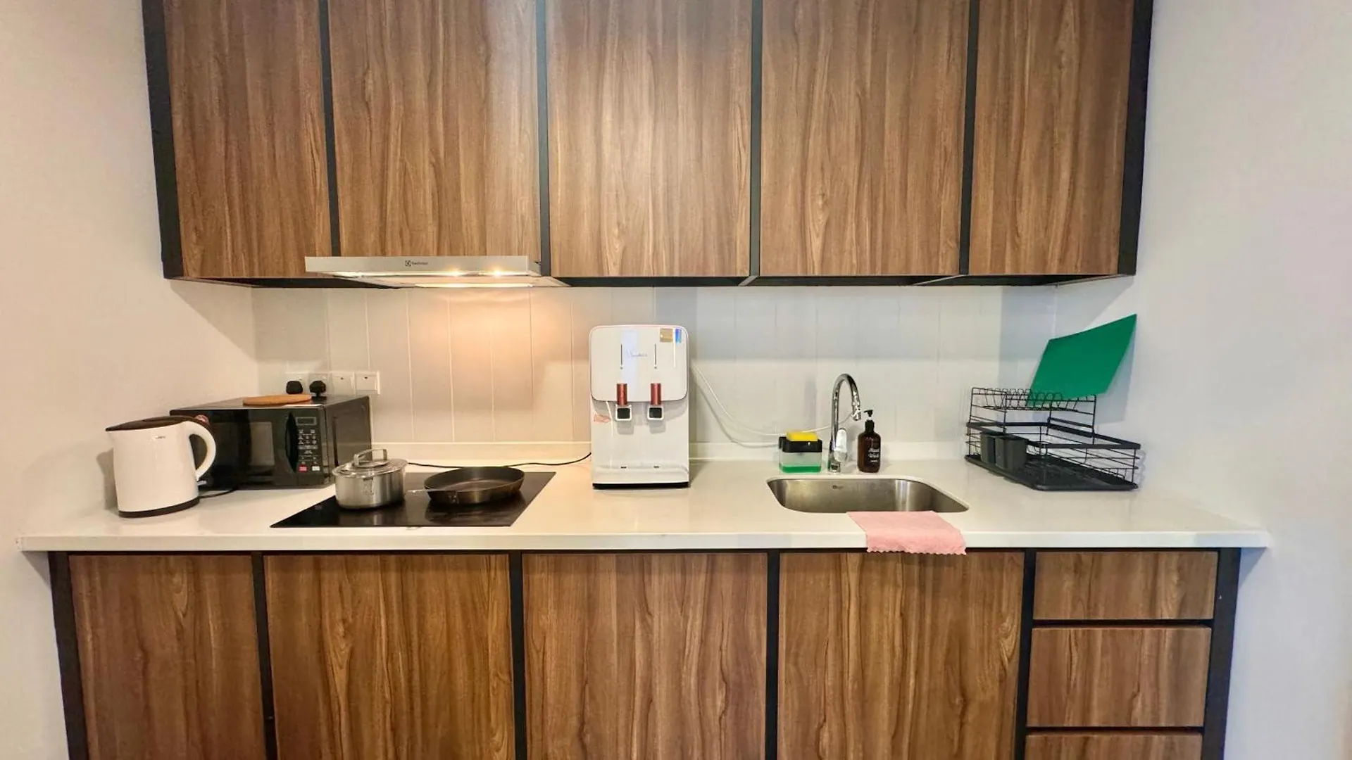 Una Serviced Apartment By Manatidur Kuala Lumpur Malaysia