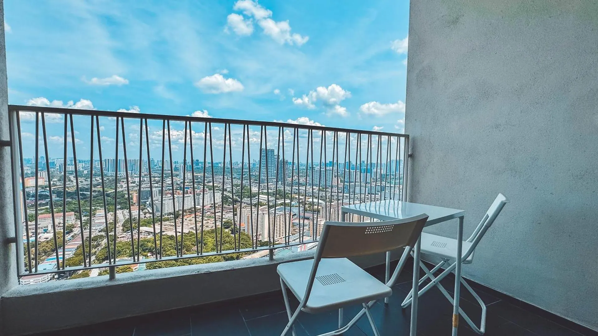 Una Serviced Apartment By Manatidur Kuala Lumpur