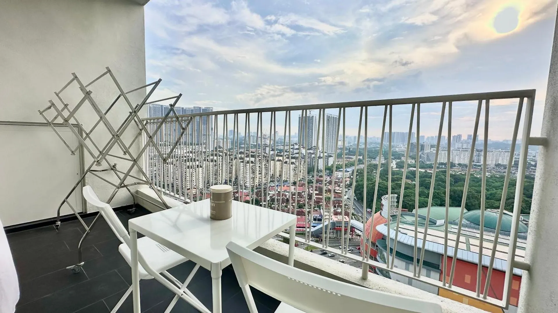 Una Serviced Apartment By Manatidur Kuala Lumpur Malaysia